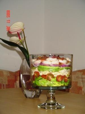 salada de cobertura em camadas