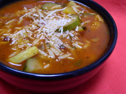 sopa de legumes salsicha toscana