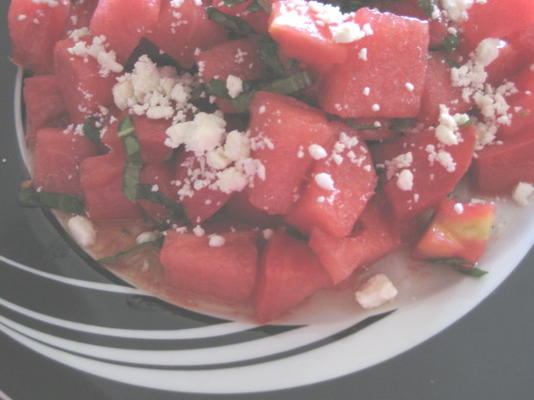 salada de tomate, melancia e queijo feta