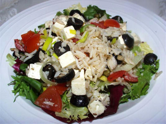 salada de pilaf mediterrânica