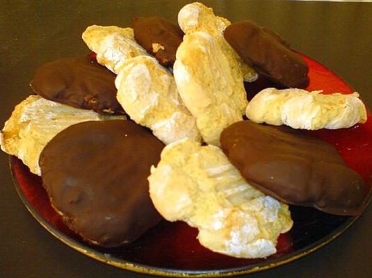 ricciarelli (biscoitos de natal sieneses)