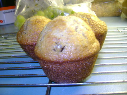 um balde na geladeira 6 muffins de farelo de semana