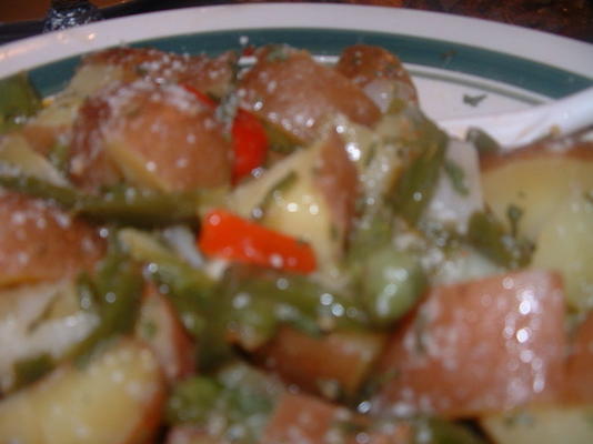 salada de batata quente com molho italiano