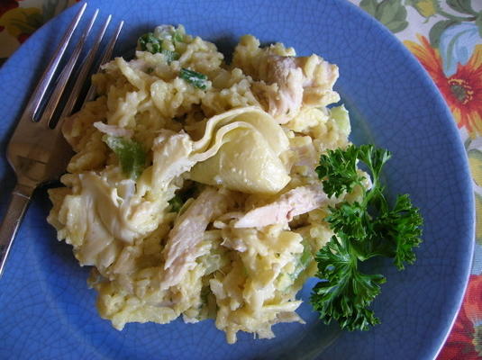 salada de curry de frango arroz-a-roni