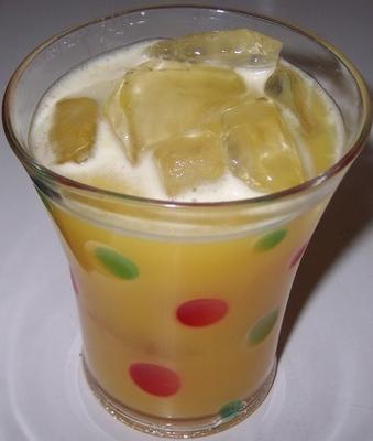 spritzer de suco de laranja