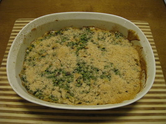 delícia de caçarola de macarrão de atum