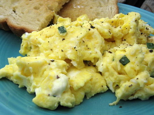 ovos mexidos de cream cheese, 309cal por saque