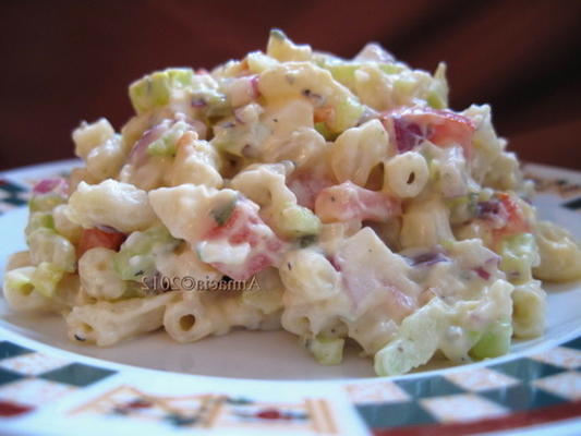 salada de macarrão com baixo teor calórico e baixo teor de carboidratos