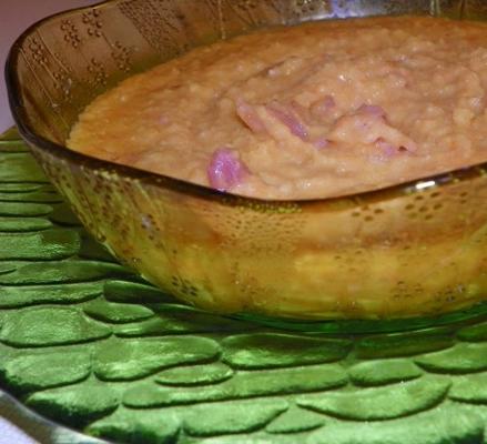 sopa de ervilha suíça
