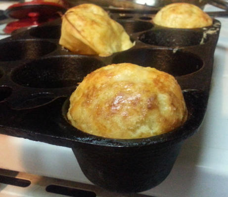 popovers de jarlsberg