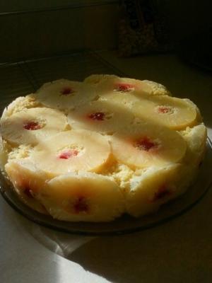 bolo de abacaxi invertido de uma mistura