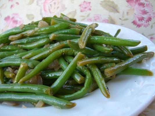 haricots verts com chalotas e limão