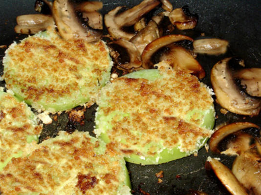 panko frito tomate verde e cogumelos