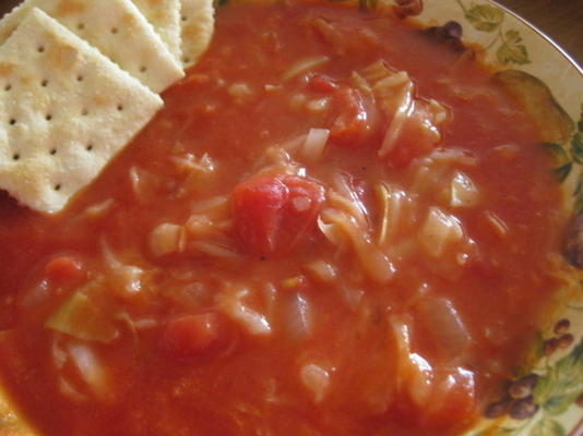 sopa de tomate repolho