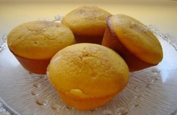 muffins de milho com manteiga de amendoim