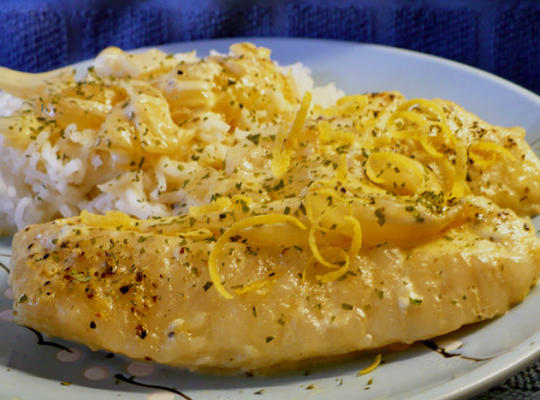bacalhau assado com creme e folhas de louro