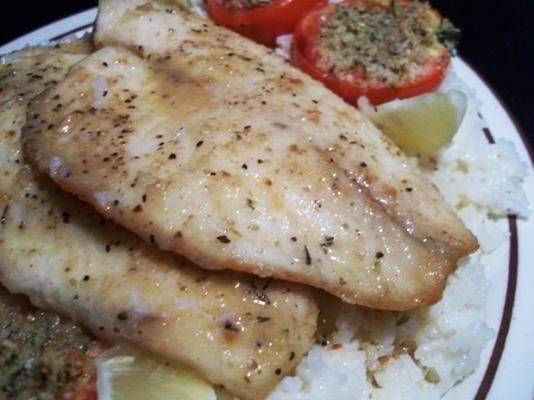 filetes de peixe de erva limão