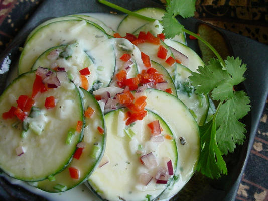 salada de abobrinha e cebola