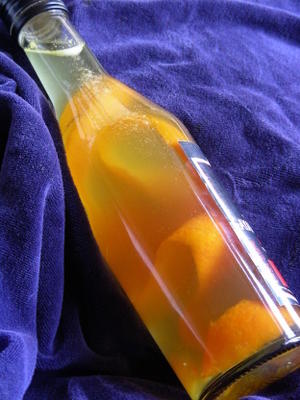 licor de laranja-baunilha