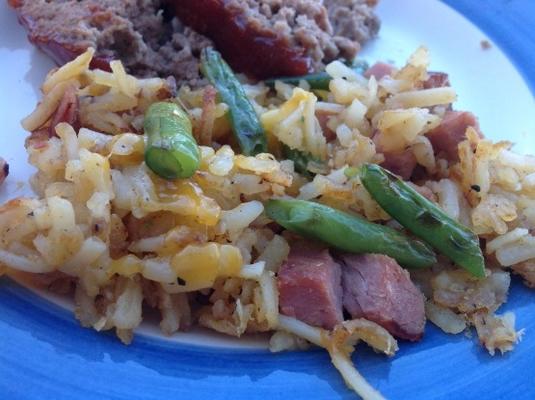frigideira de presunto e legumes