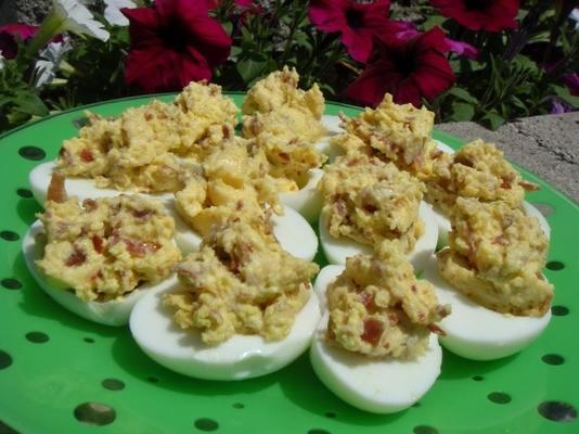 parmesão prosciutto deviled eggs