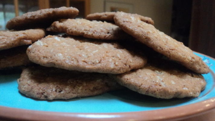 biscoitos krispie de coco (fatia e assar)