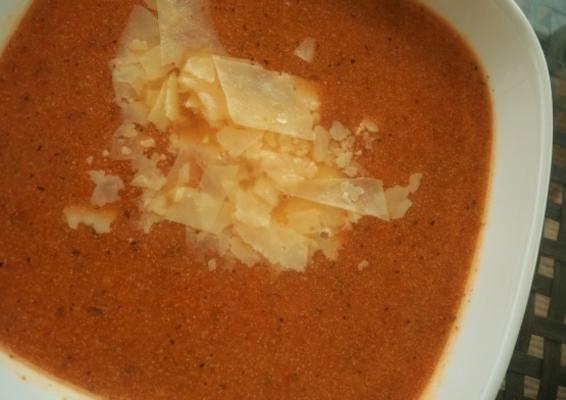 sopa de alho-tomate assado
