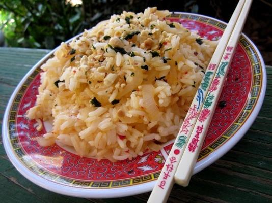 arroz de jasmim e pimentão doce