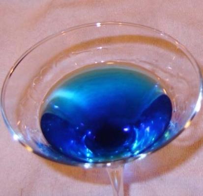 vodka martini azul bonito