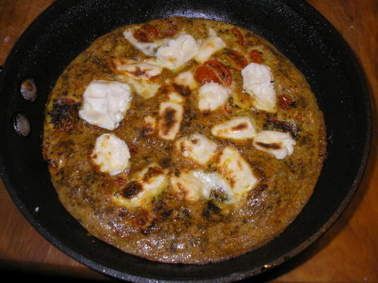 manjericão, tomate, receita de frittata de cream cheese