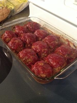 mini cheddar meatloaves