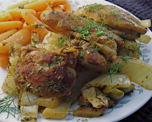 tagine de frango com erva-doce e azeitonas