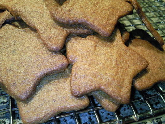 brune kager (biscoitos de gengibre)