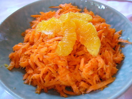 salada de cenoura ralada marroquina com laranja