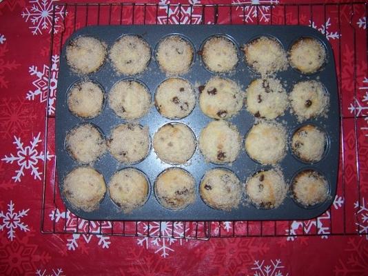 muffins de chocolate com cobertura de açúcar