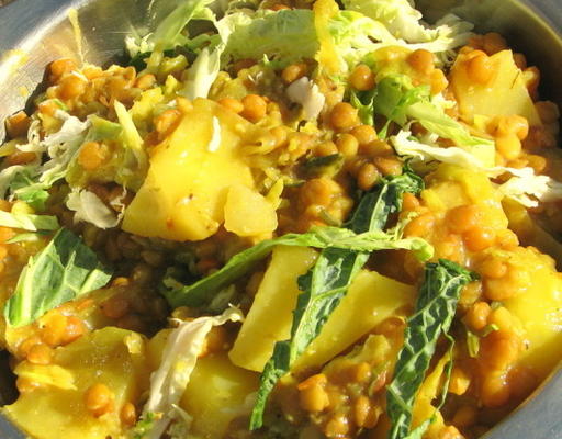 lentilhas com batata e repolho
