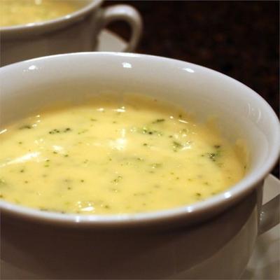 sopa de queijo de brócolis