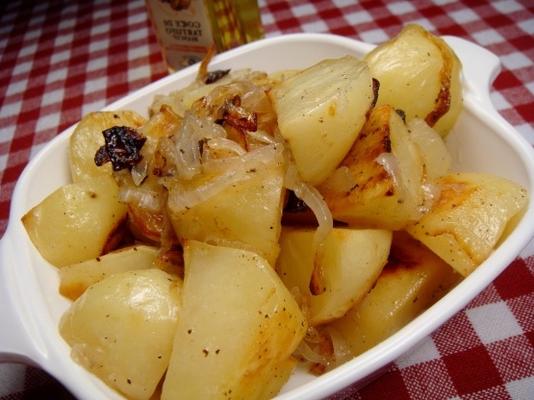 Batata Nova Assada com Cebola Caramelizada e Óleo de Trufas