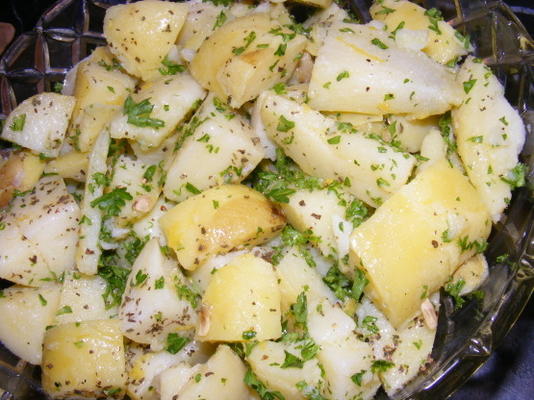salata pataton - salada de batata grega