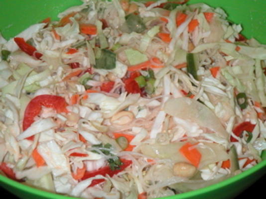 salada asiática picada