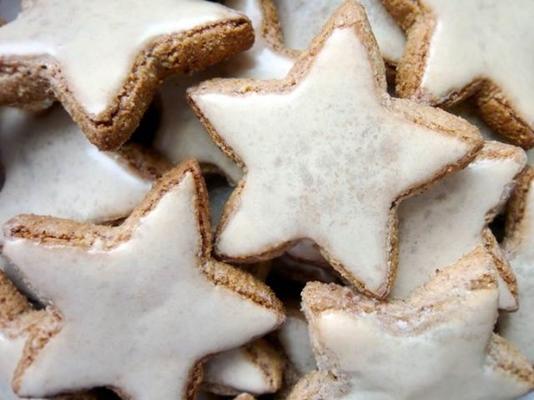 estrelas de canela (zimtsterne) biscoitos de natal alemão