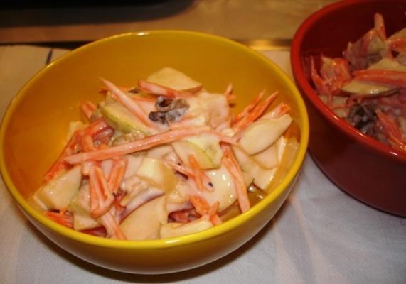 salada de maçã-cenoura com nozes