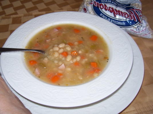 amantes de alho sopa de feijão branco