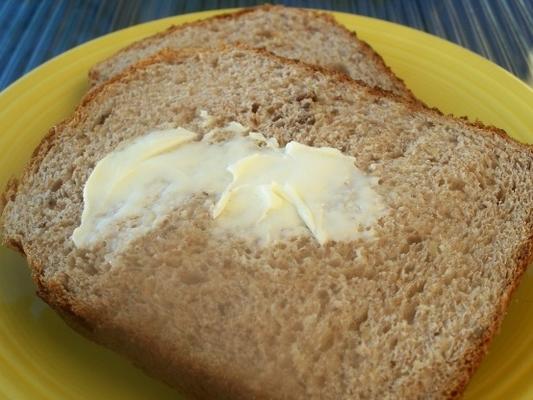 pão de trigo integral de banana-pecã