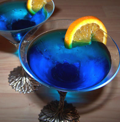 lua azul cosmo martini