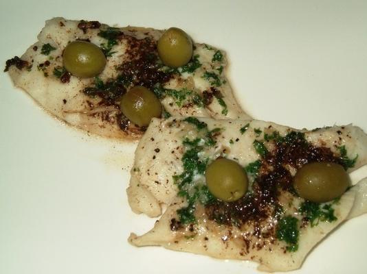 filetes de pargo com azeitonas en papillote