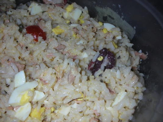 salada de atum e arroz