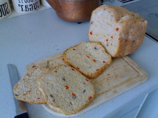pimento vermelho e pão de cebola vermelha (abm / máquina)
