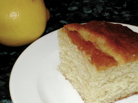 Bolo de limão e açúcar maggie