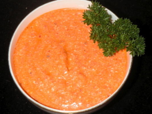 ktipiti (mergulho com feta e pimenta)